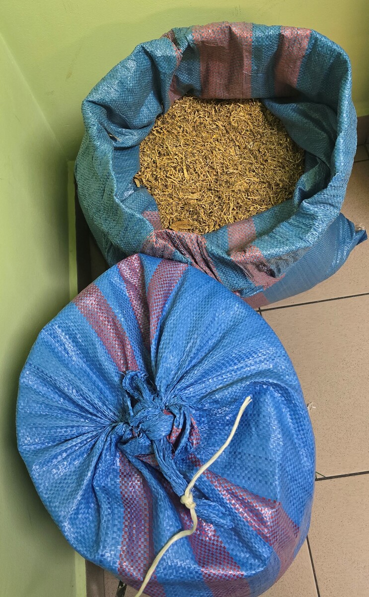 Prawie 40 tys. nielegalnych papierosów i kilogramy tytoniu. Zatrzymanie w Libiążu